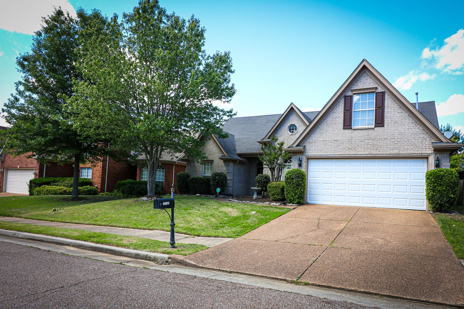 Cordova House: 10144 Lynham Drive