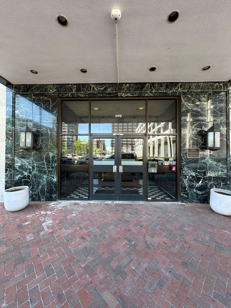 Memphis Condo: 109 N. Main Street #702