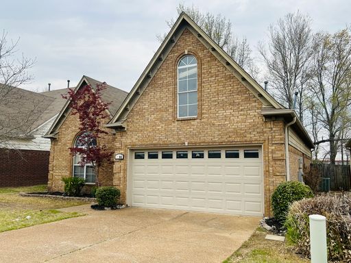 Glen Ridge Subdivision! Large Bonus Room Upstairs! – photo 1