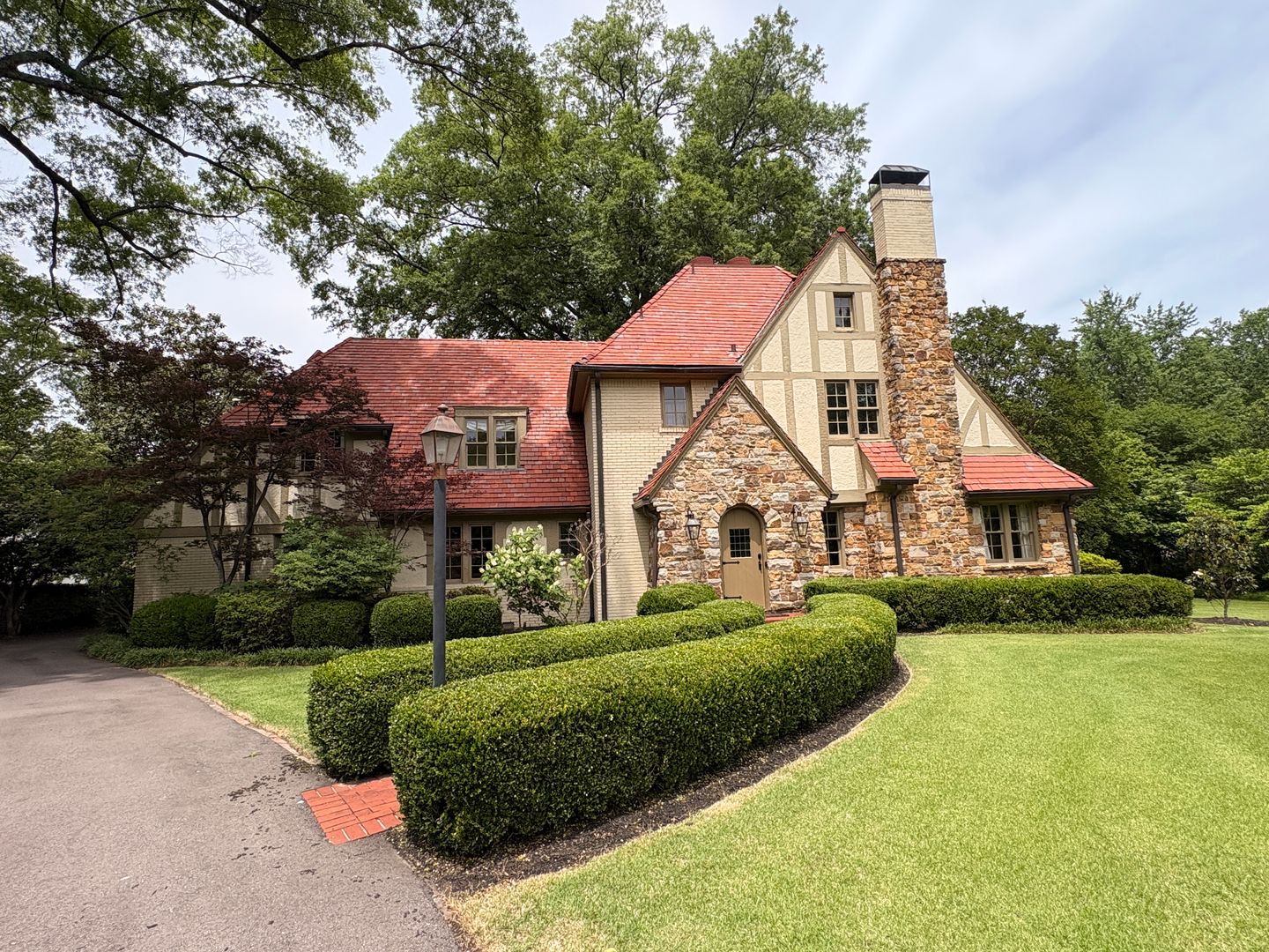 Memphis House: 55 Saint Andrews Fwy