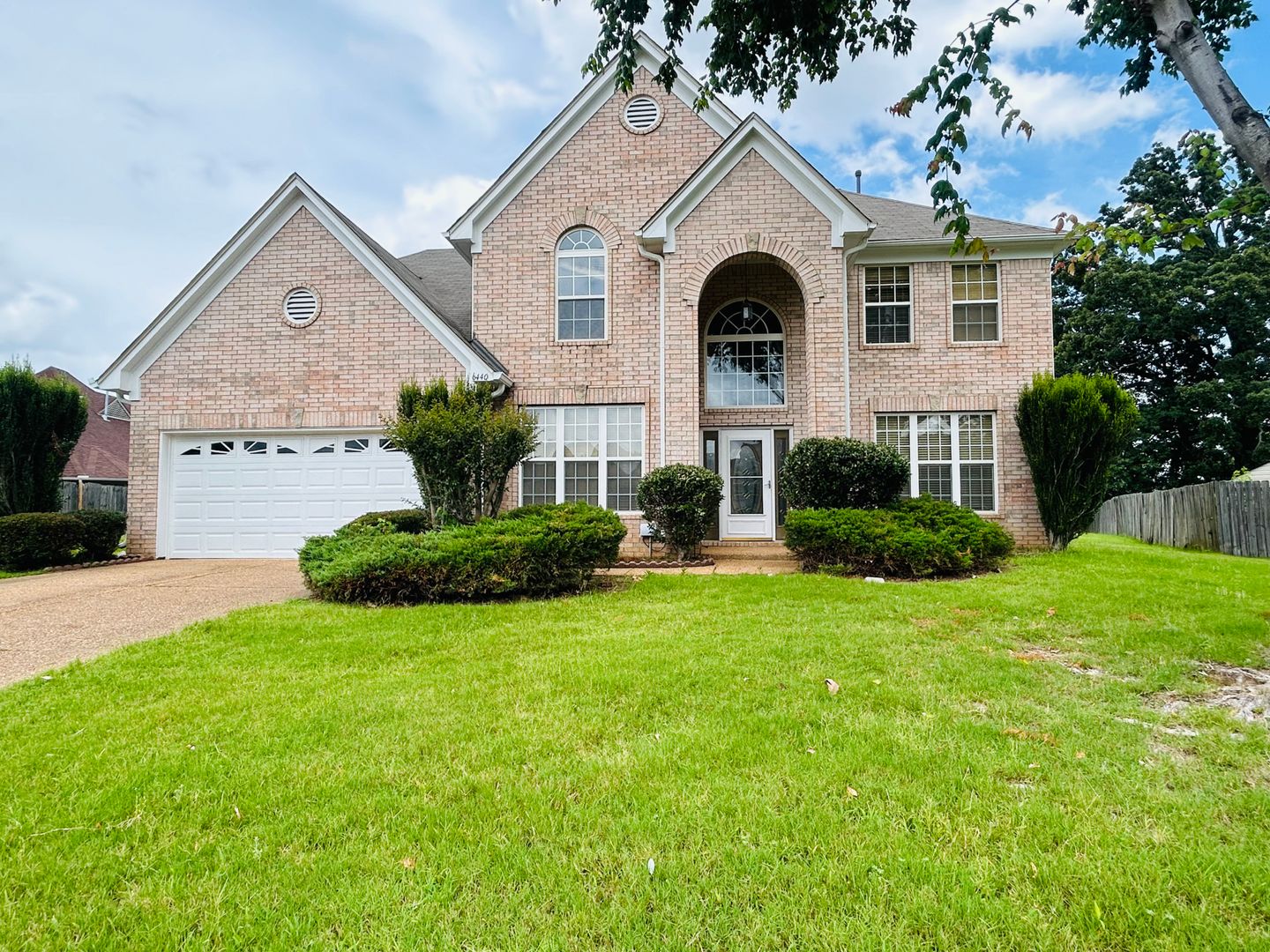 Bartlett House: 6440 East Forked River Cove