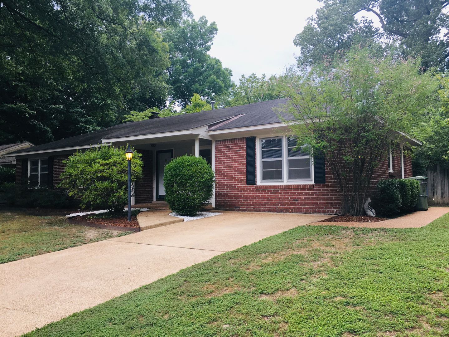 Memphis House: 1185 Perkins Terrace