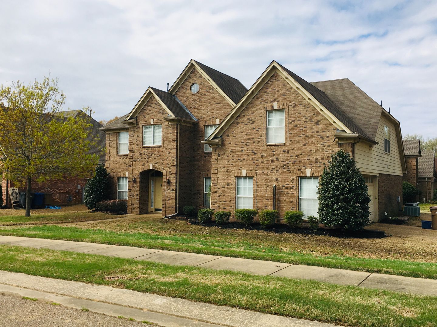 Lakeland House: 5307 Day Lily Drive