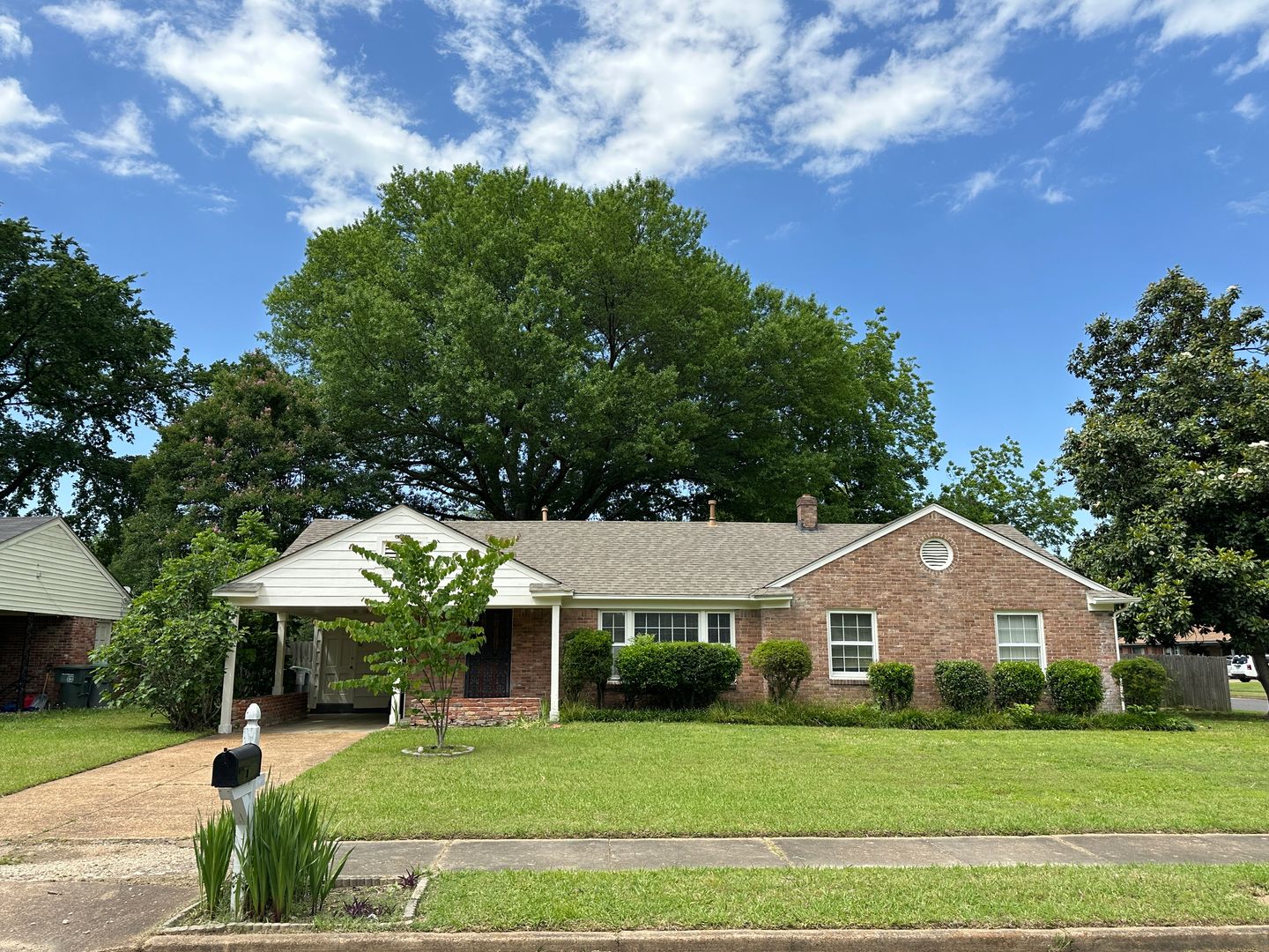 Memphis House: 5138 Whitehall Avenue
