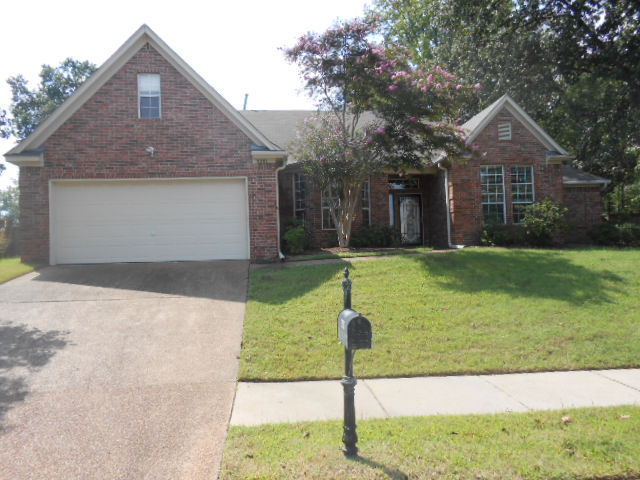 Arlington House: 5281 Jon Oak Drive
