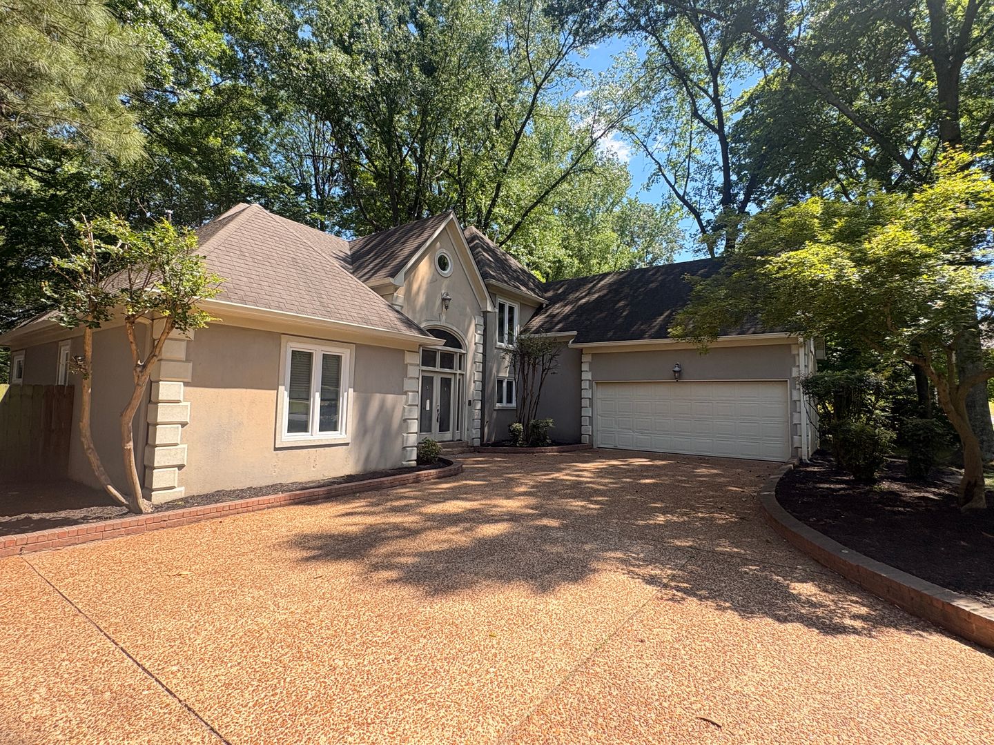 Germantown House: 1703 Bryn Mawr