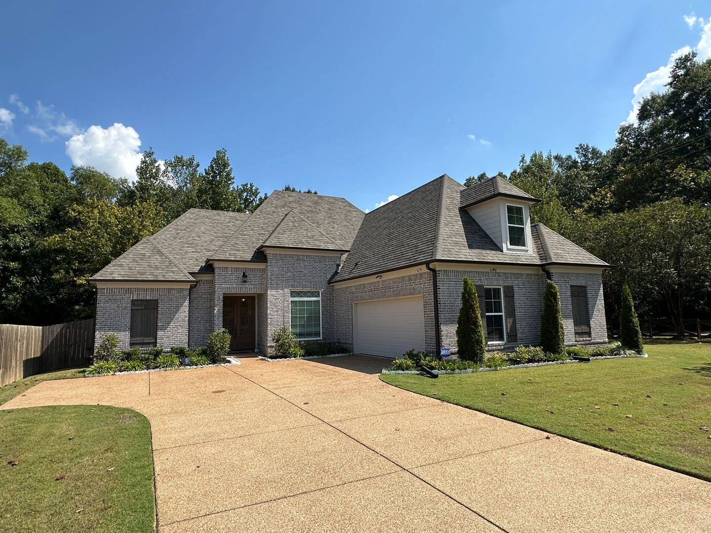 Bartlett House: 4998 Farmland Way