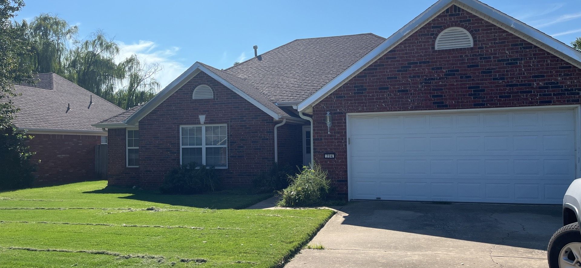 Bentonville House: 704 Glasgow Lane