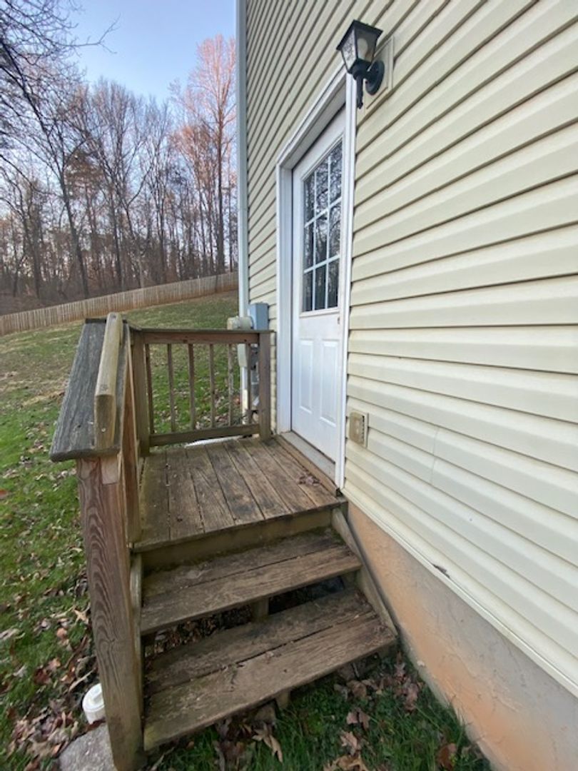 Soddy Daisy House: 94 E Coleman Rd. B