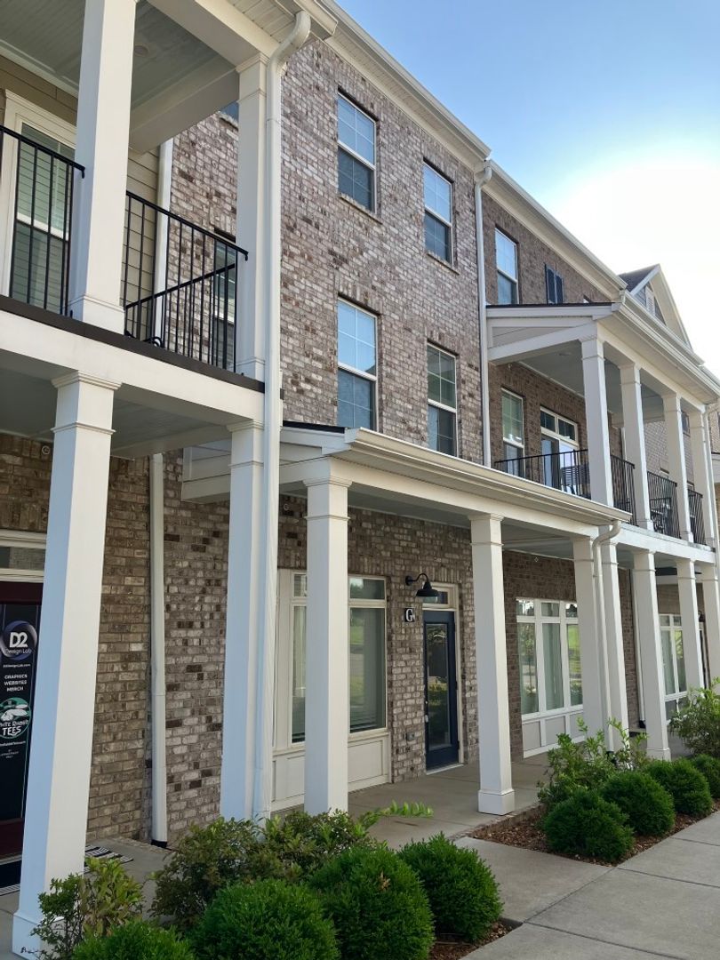 Columbia Townhome: 2400 G Arden Village Drive