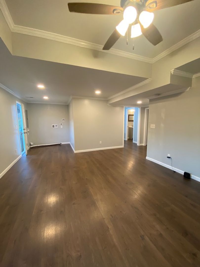 Soddy Daisy House: 94 E Coleman Rd. B