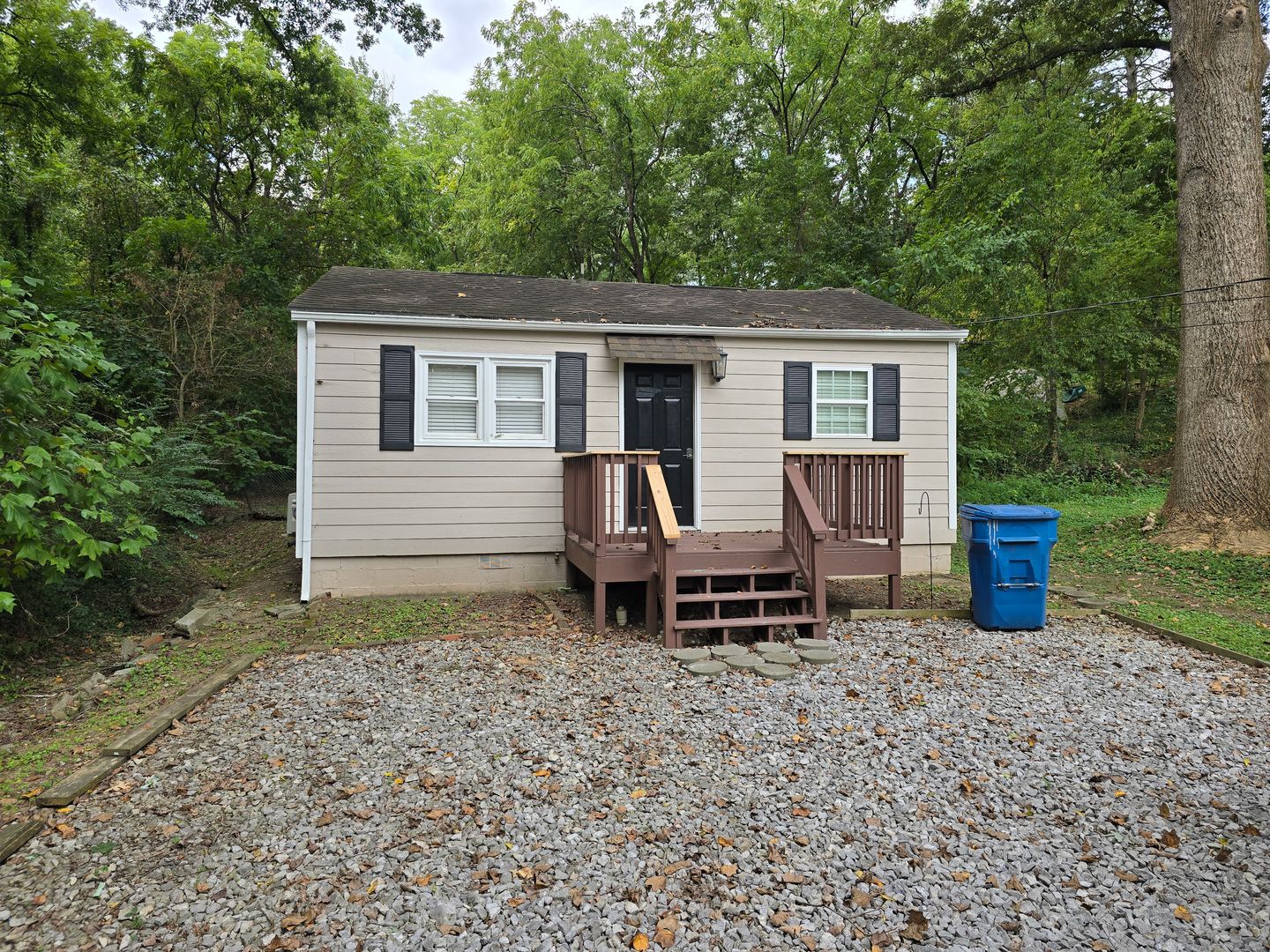 Chattanooga House: 208 Signal View