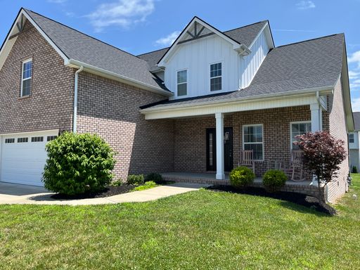 Great 2 story home in Sango! – photo 1