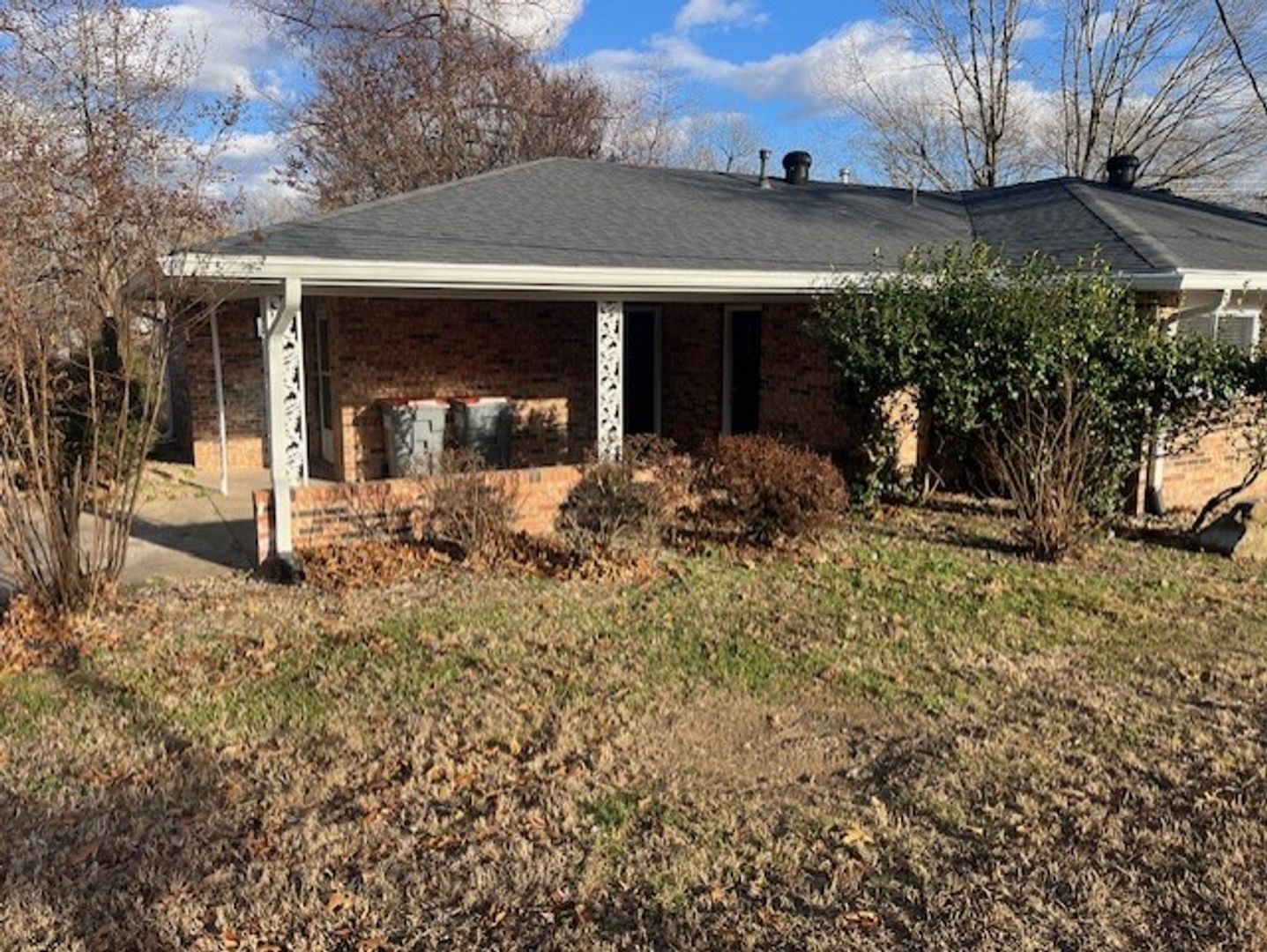 Rogers House: 8784 Par Lane