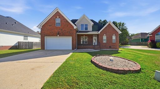 East Brainerd Home- 4 beds! – photo 1