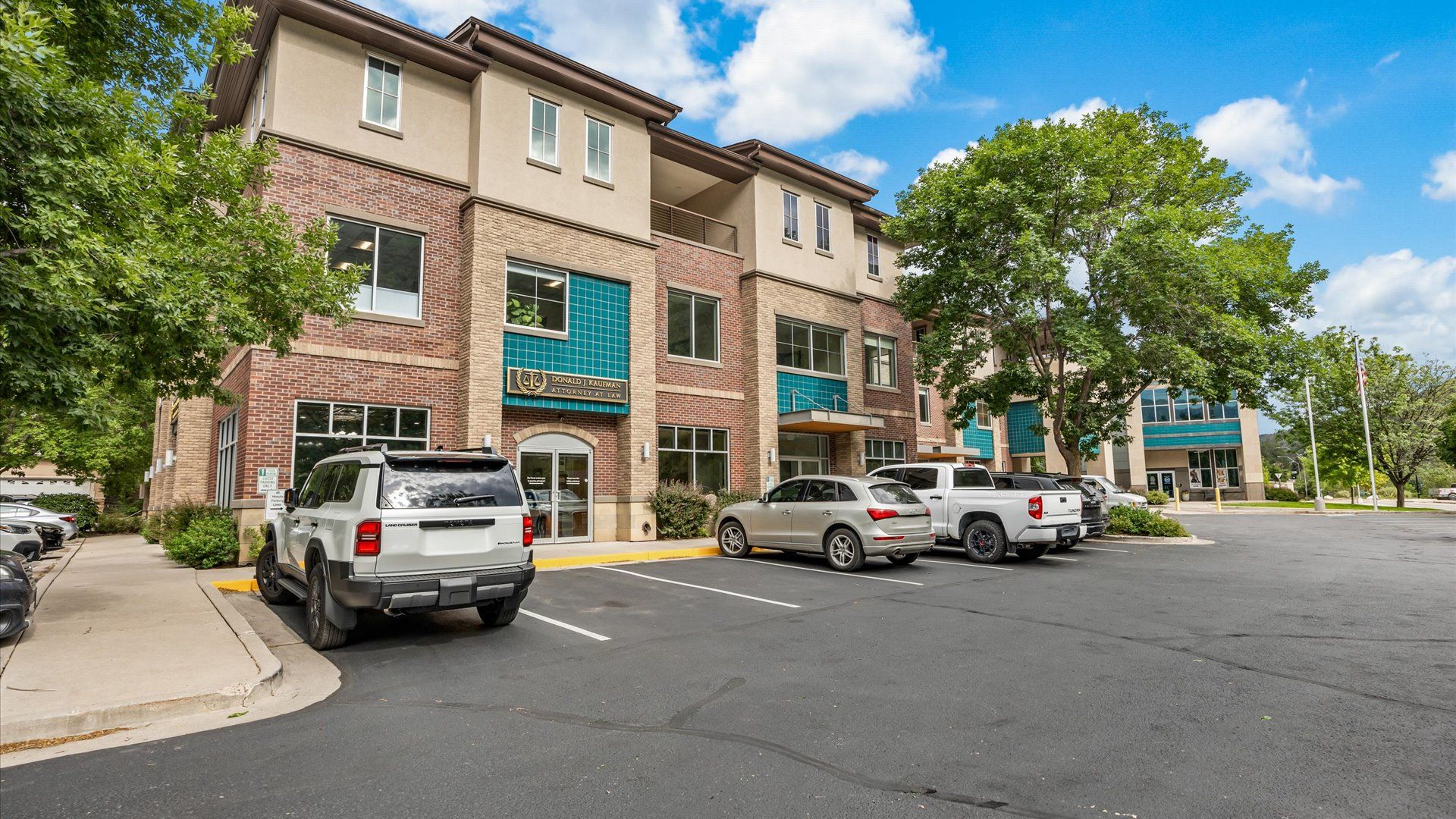 Glenwood Springs House: 2520 S Grand Ave, 3-A #302