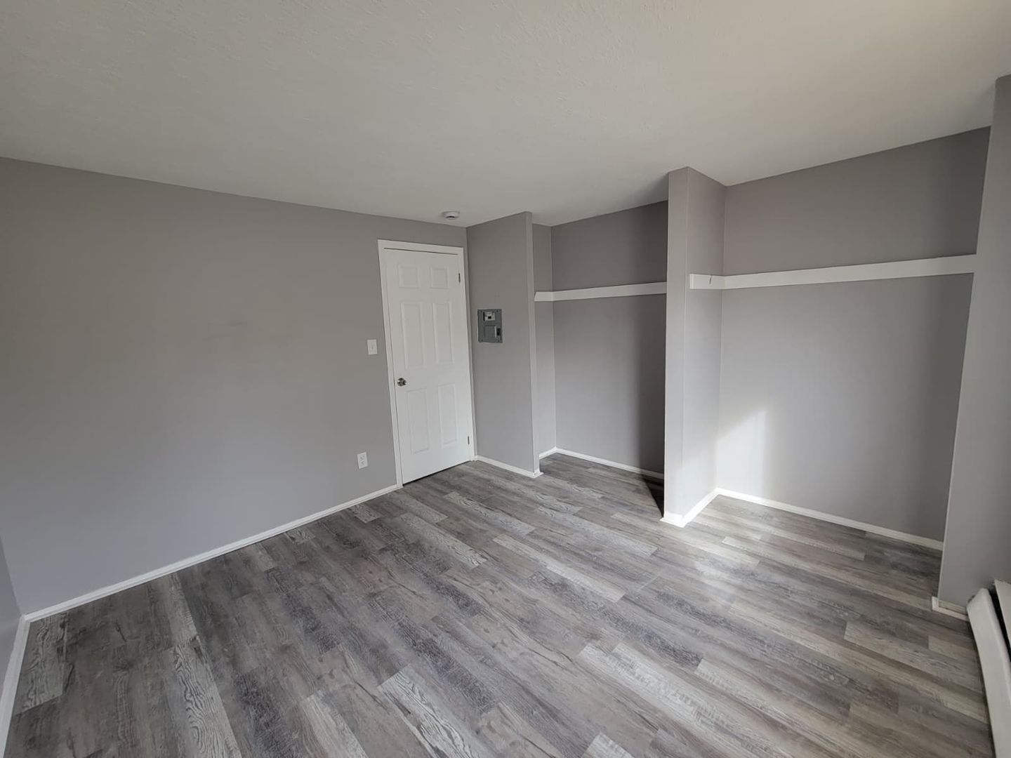 East Cleveland Apartment: 13420 Euclid Ave