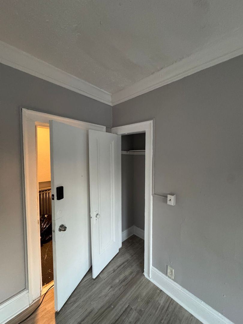 Cleveland Apartment: 1374 West Blvd