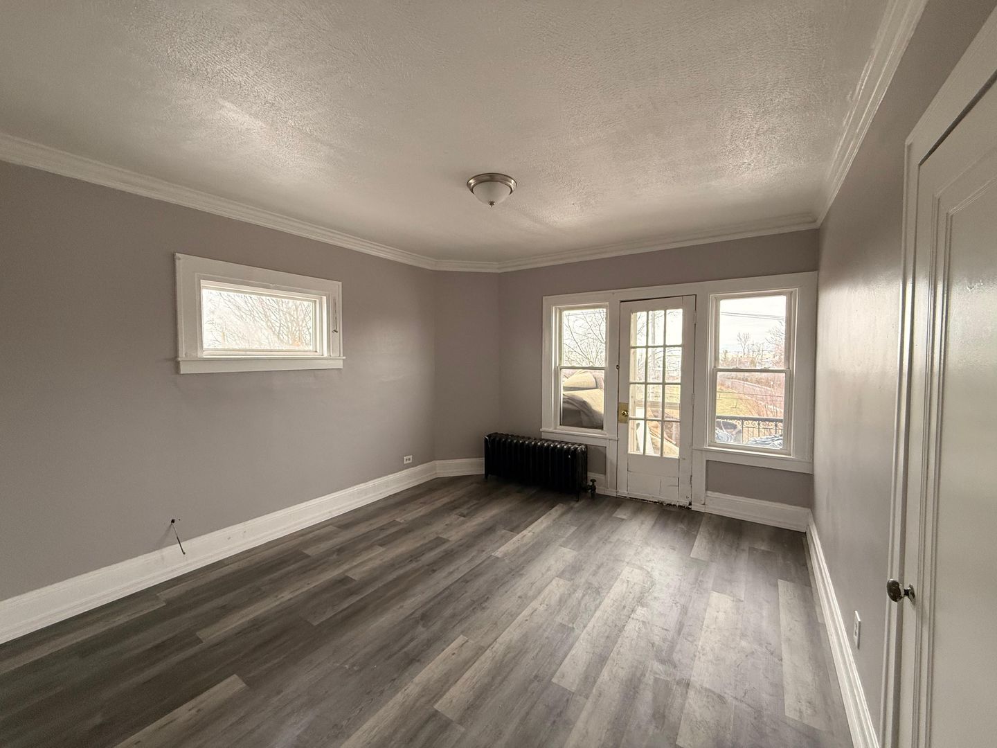 Cleveland Apartment: 14300 Lakashore Blvd