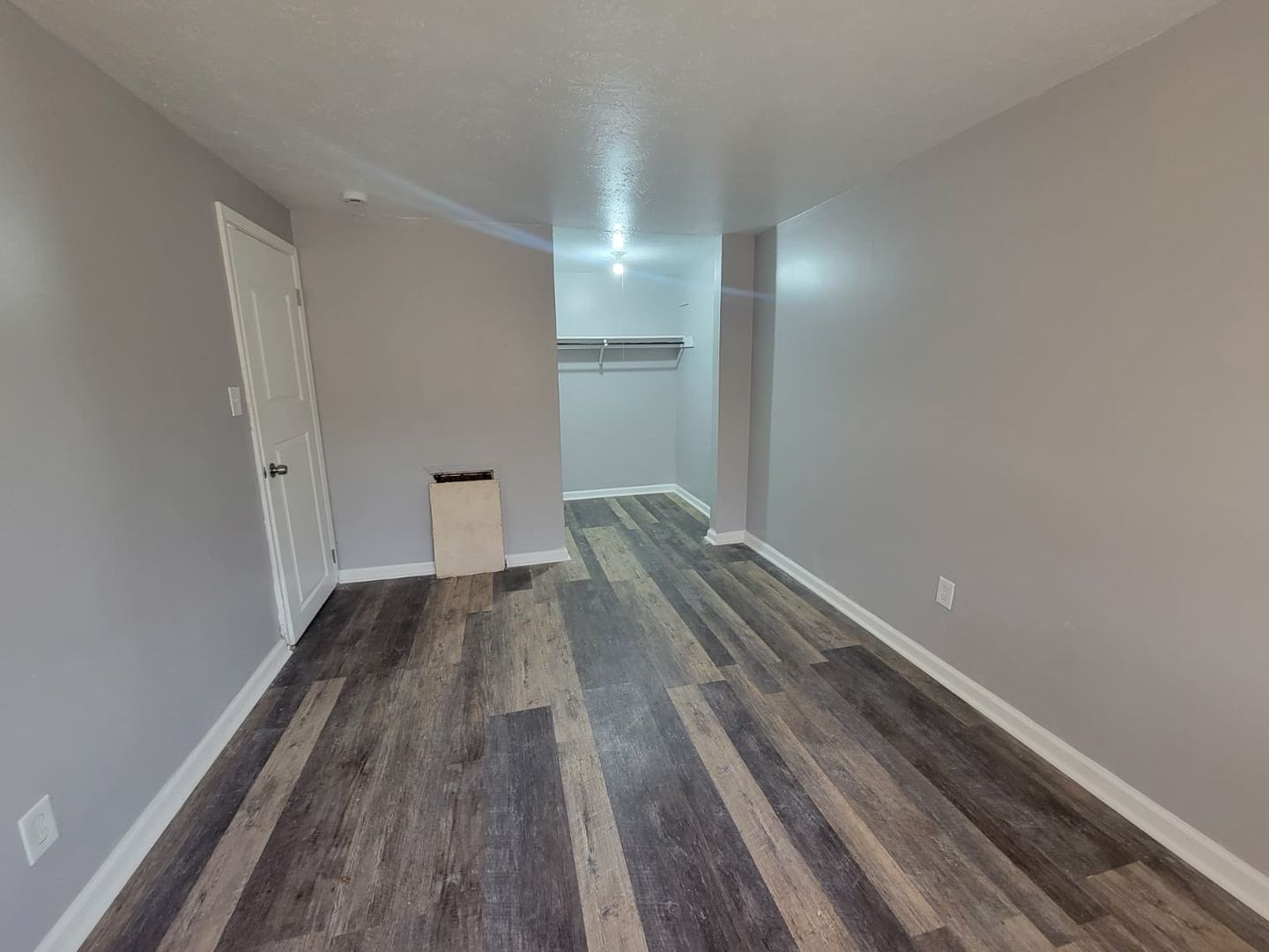 East Cleveland Apartment: 13420 Euclid Ave