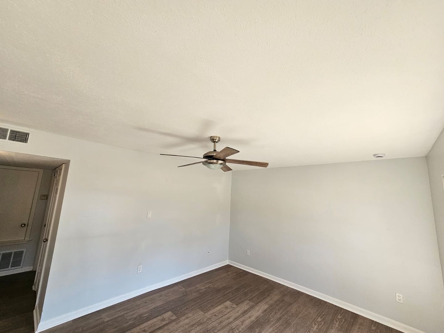 Jackson Apartment: 1505 North West Street