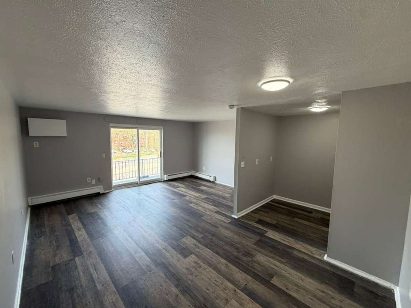 East Cleveland Apartment: 13540 Superior Rd