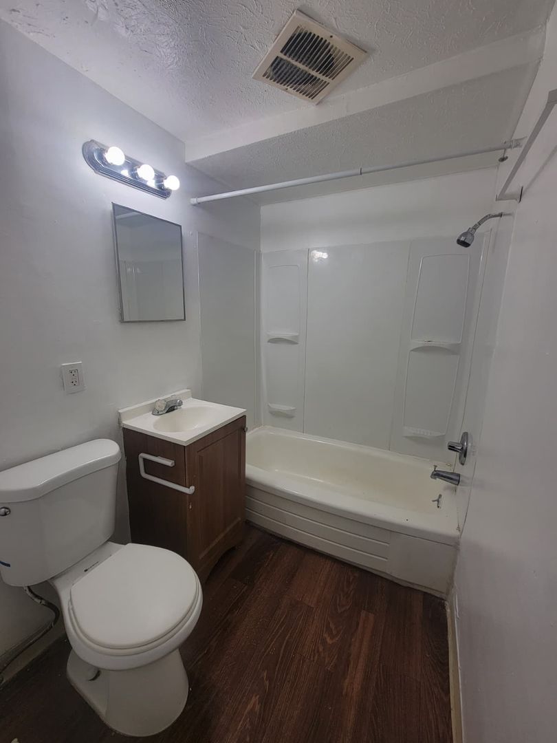 East Cleveland Apartment: 1801 Stanwood Rd