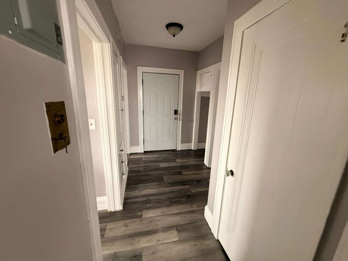 Cleveland Apartment: 14300 Lakashore Blvd