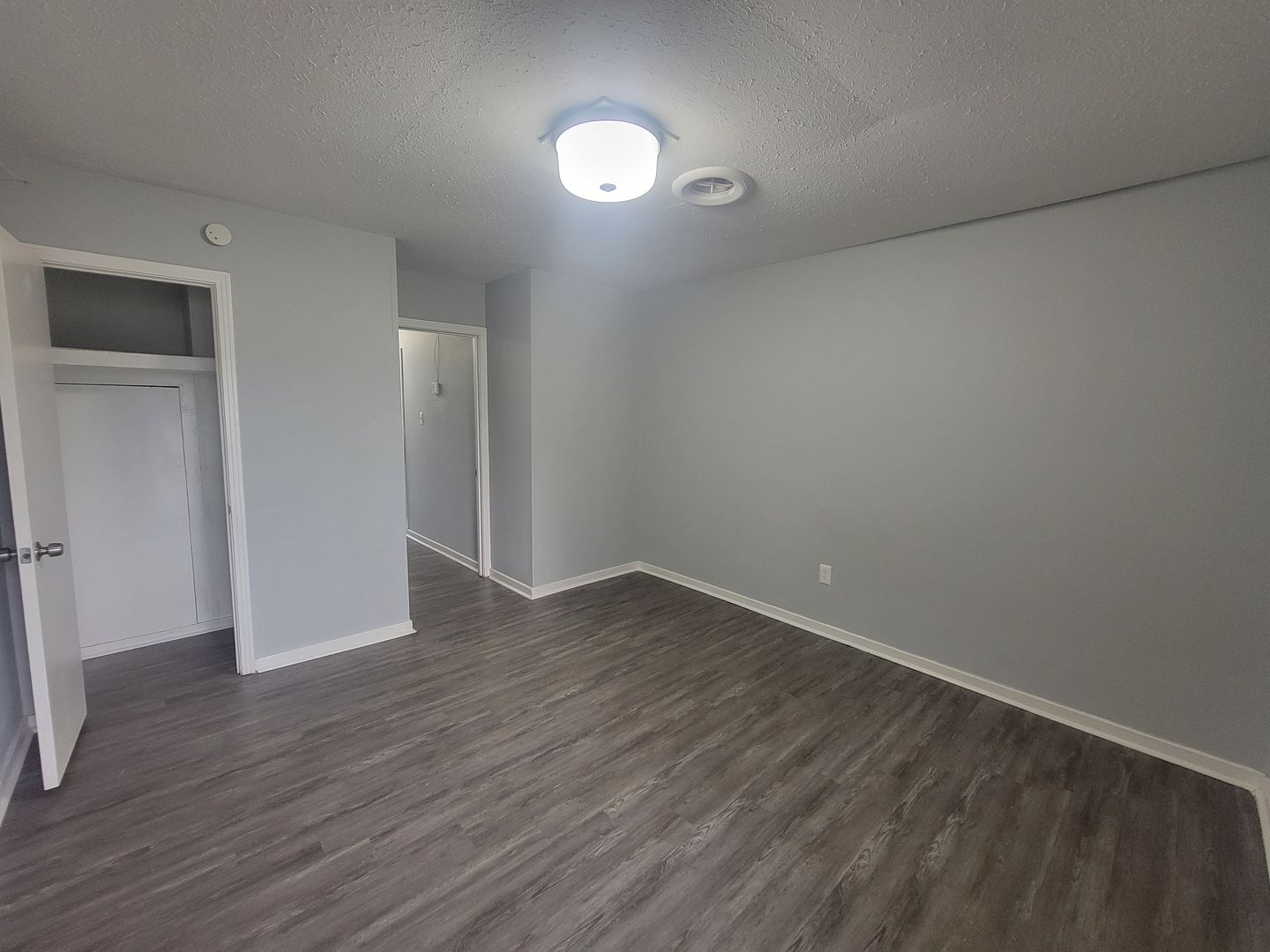 Jackson Apartment: 225 W McDowell Road