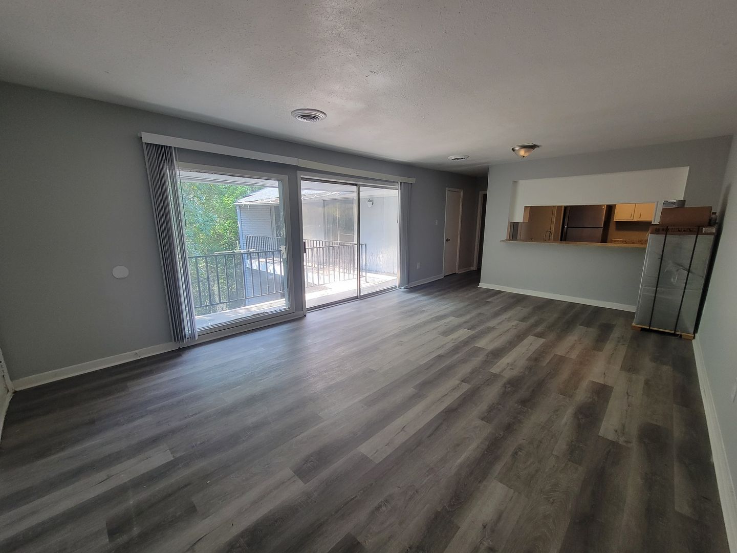 Jackson Apartment: 225 W McDowell Road