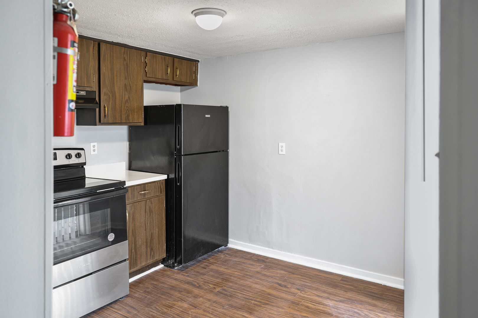 Jackson Apartment: 225 W McDowell Road