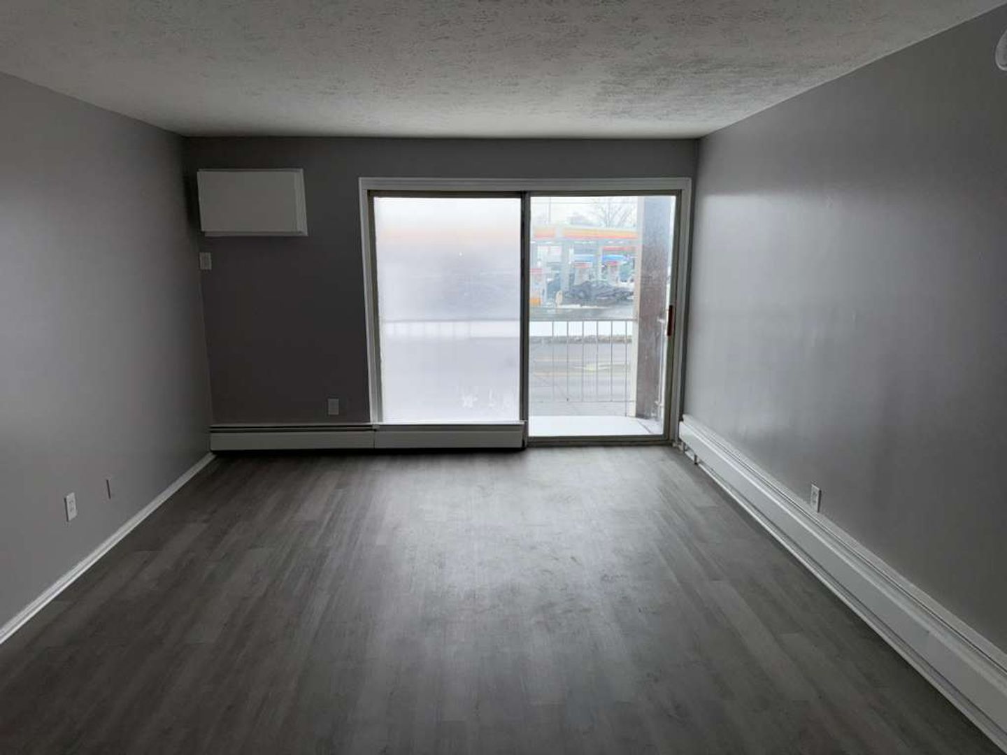 East Cleveland Apartment: 13420 Euclid Ave