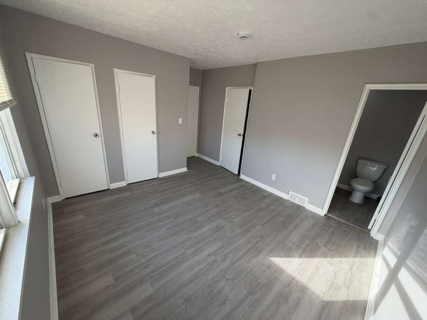 East Cleveland Apartment: 13984 Superior Rd