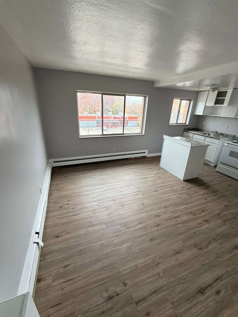 East Cleveland Apartment: 1801 Stanwood Rd