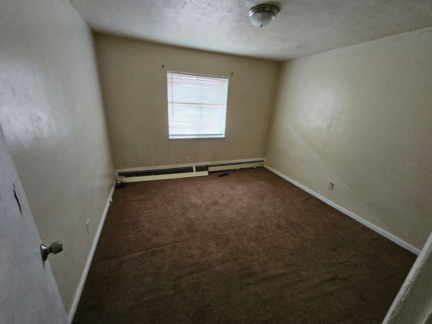 East Cleveland Apartment: 13540 Superior Rd