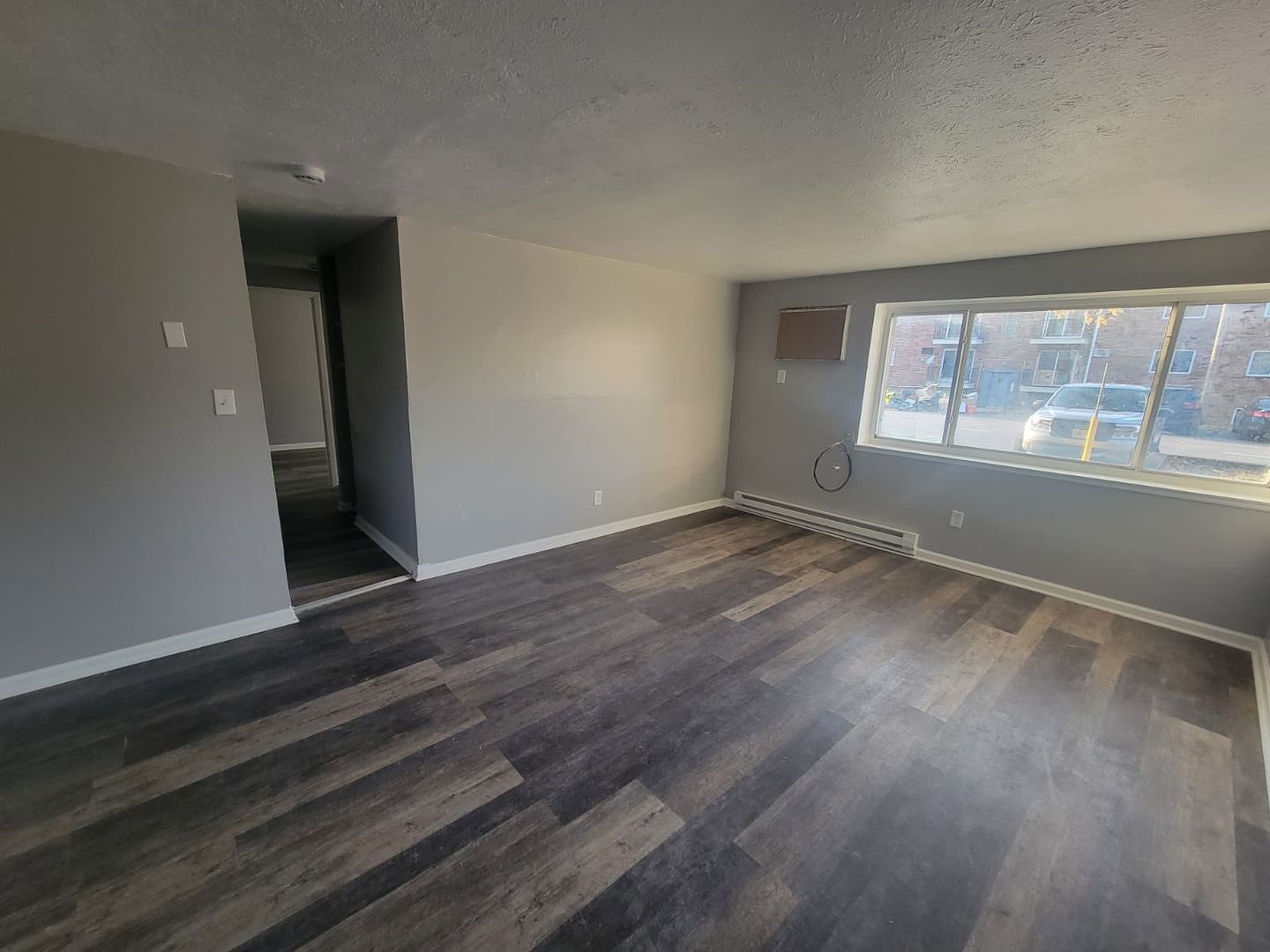 East Cleveland Apartment: 13420 Euclid Ave