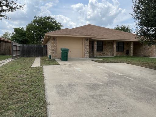 3 BR 2 BATH HARKER HEIGHTS DUPLEX – photo 1