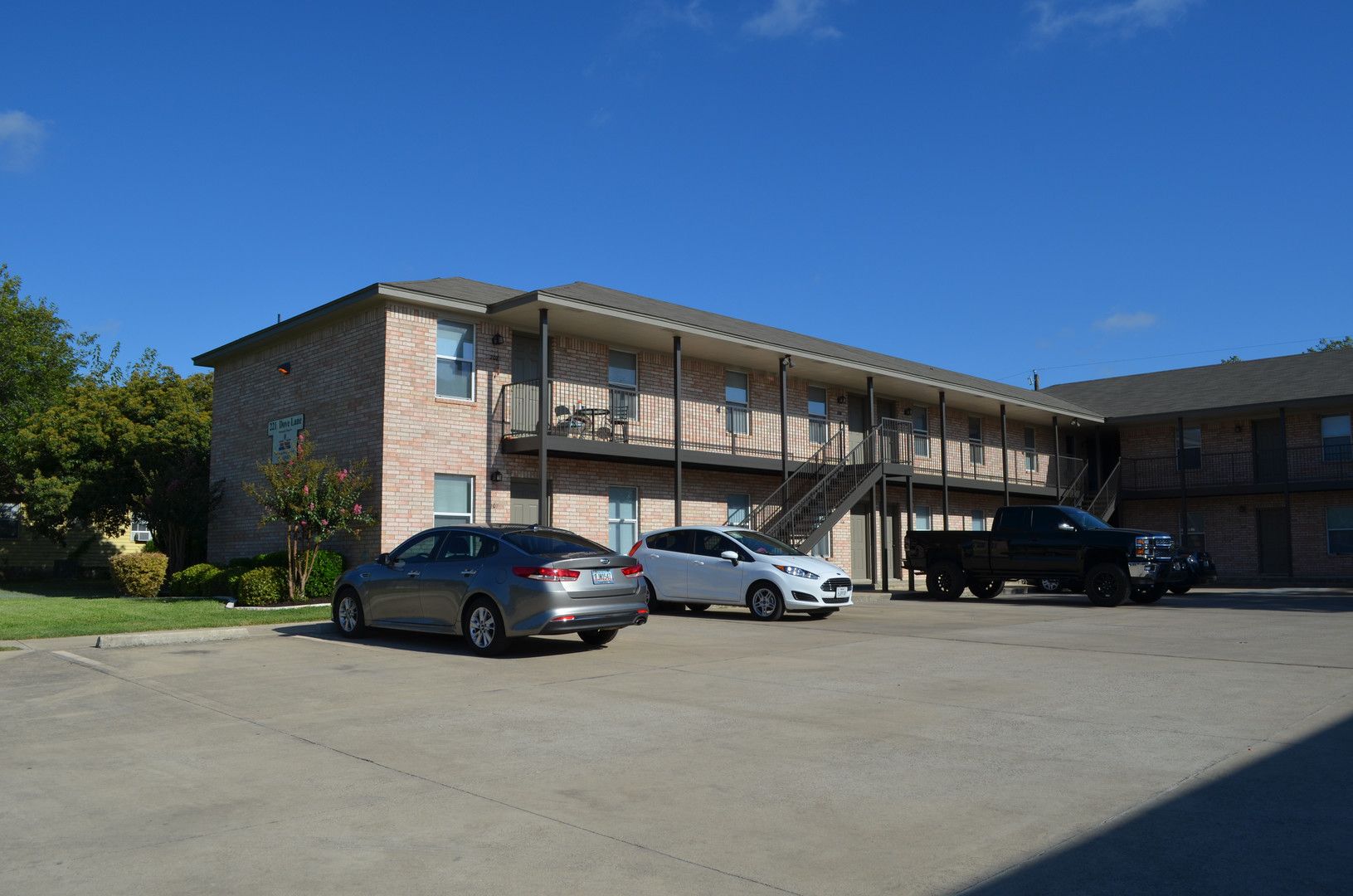 Harker Heights Apartment: 221 Dove Lane