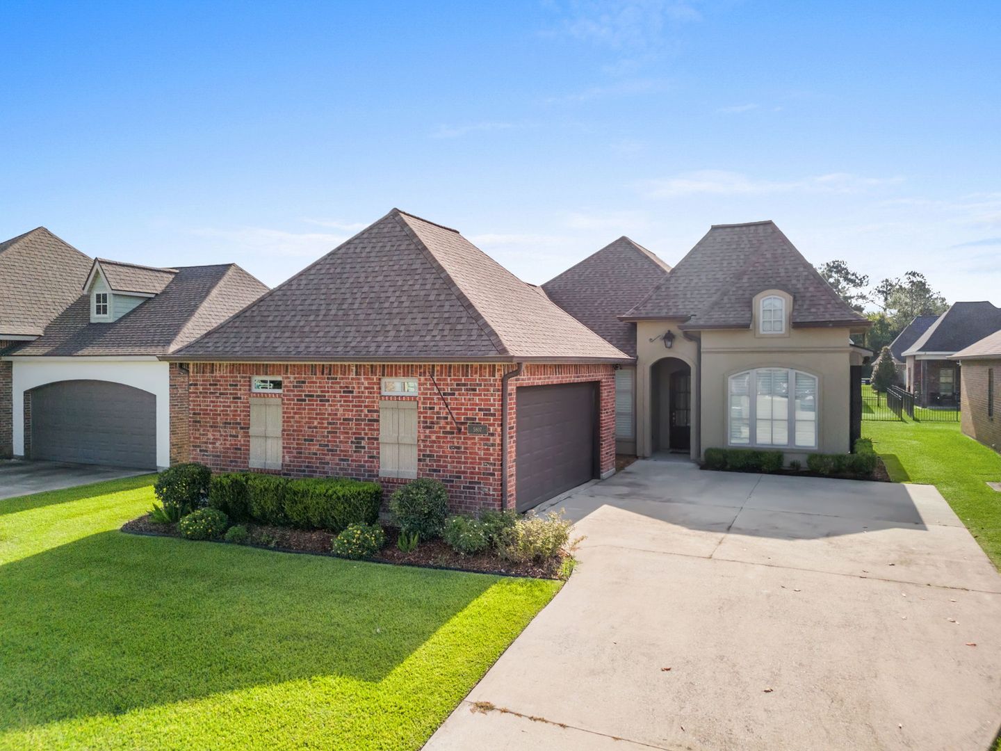 Lake Charles House: 5807 Willow Breeze Drive