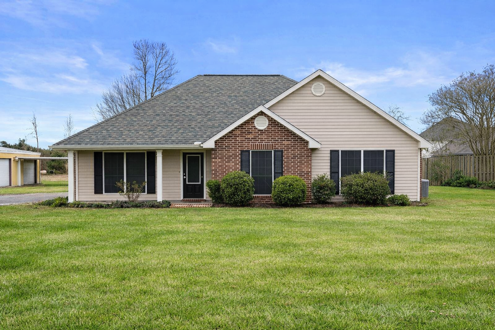 Lake Charles House: 4607 W Prien Lake Rd