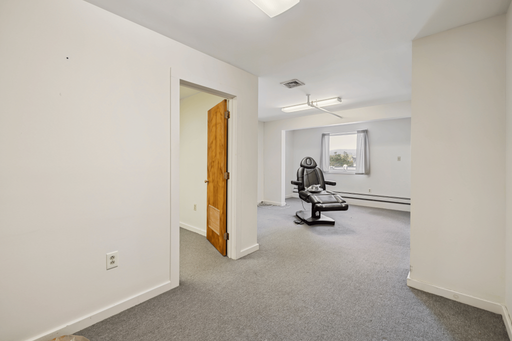 Building 3, Unit 208, Glen Road Plaza