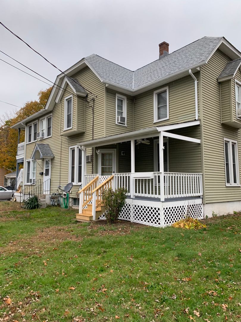 East Hartford Apartment: 59 Elm St, CT 06108/