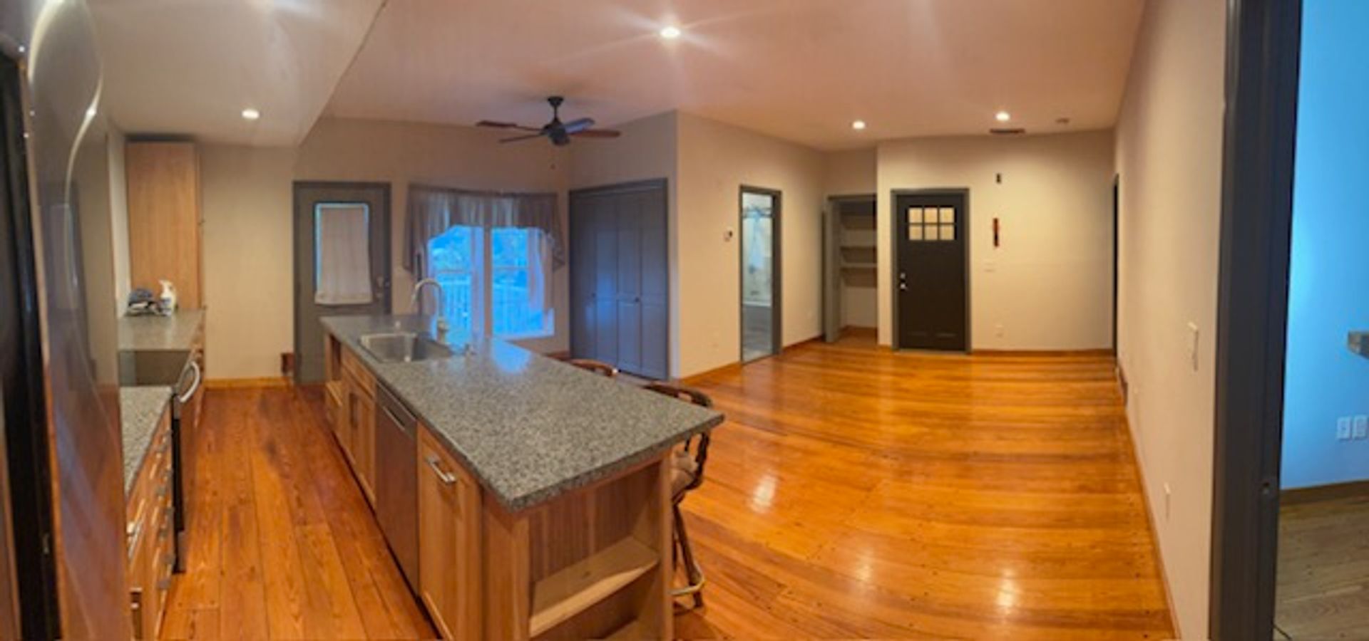 Cheshire Apartment: 609 Maple Ave