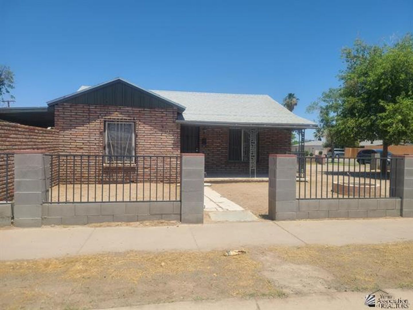 Yuma House: 600 W 20th Pl