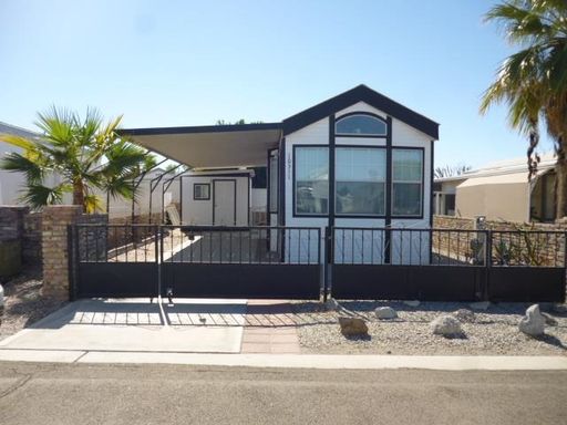 55+ Community – photo 1