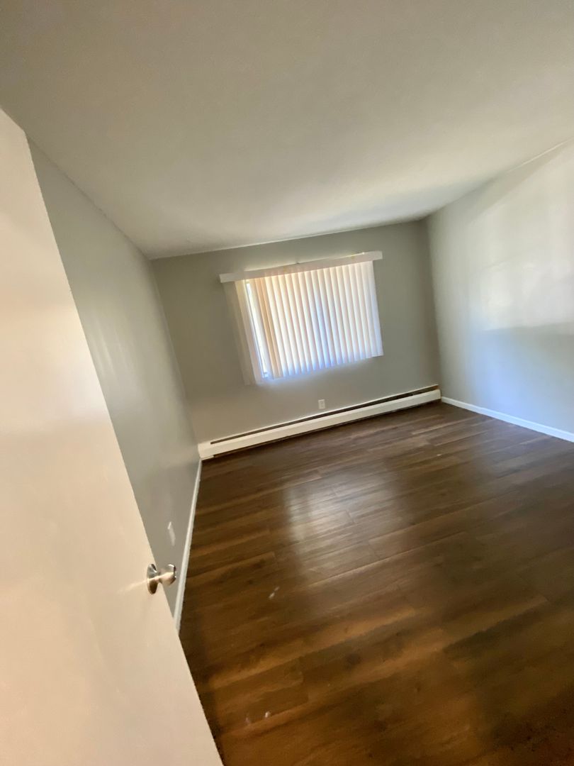 Minneapolis Apartment: 2747 Stevens Ave