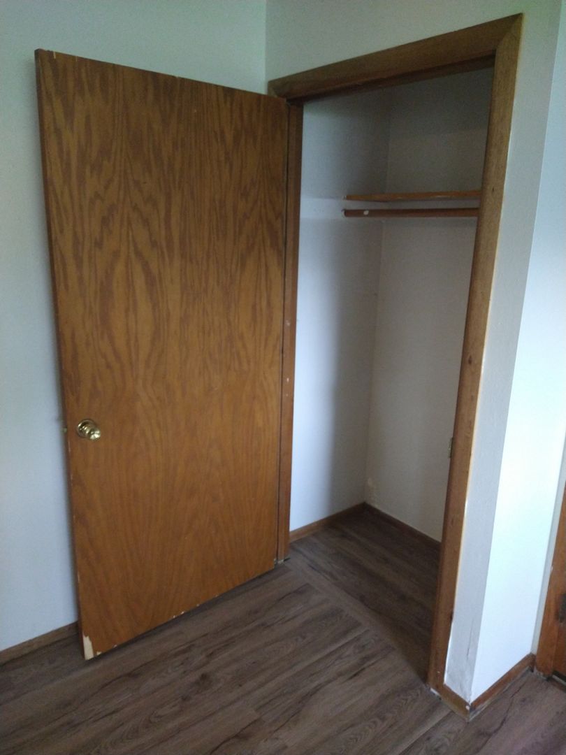 Morris Apartment: 702 Imperial Dr