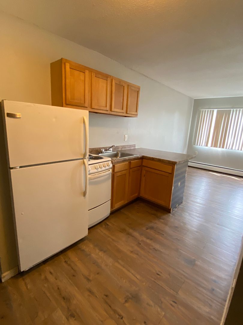 Minneapolis Apartment: 2747 Stevens Ave