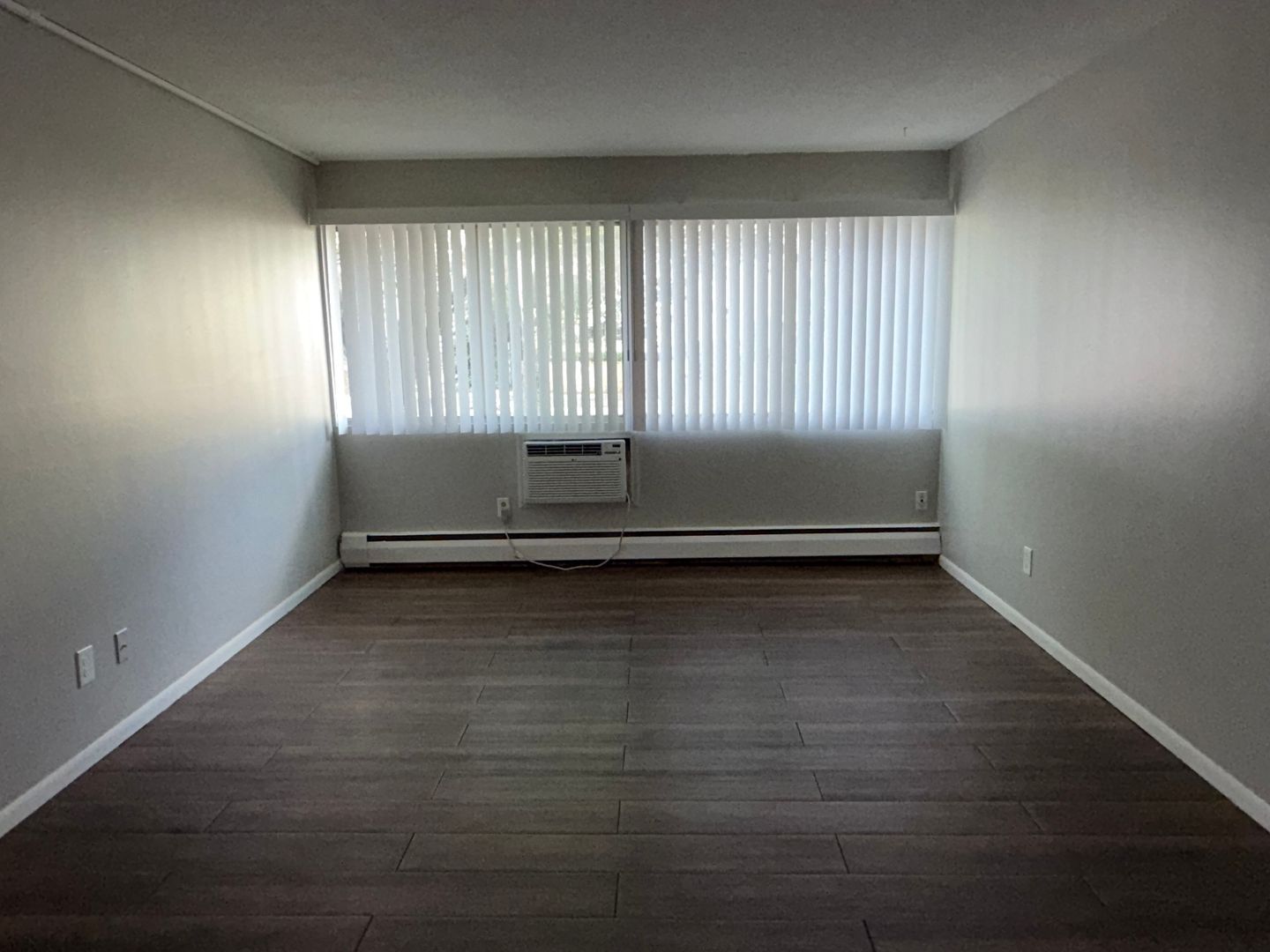 Minneapolis Apartment: 2747 Stevens Ave