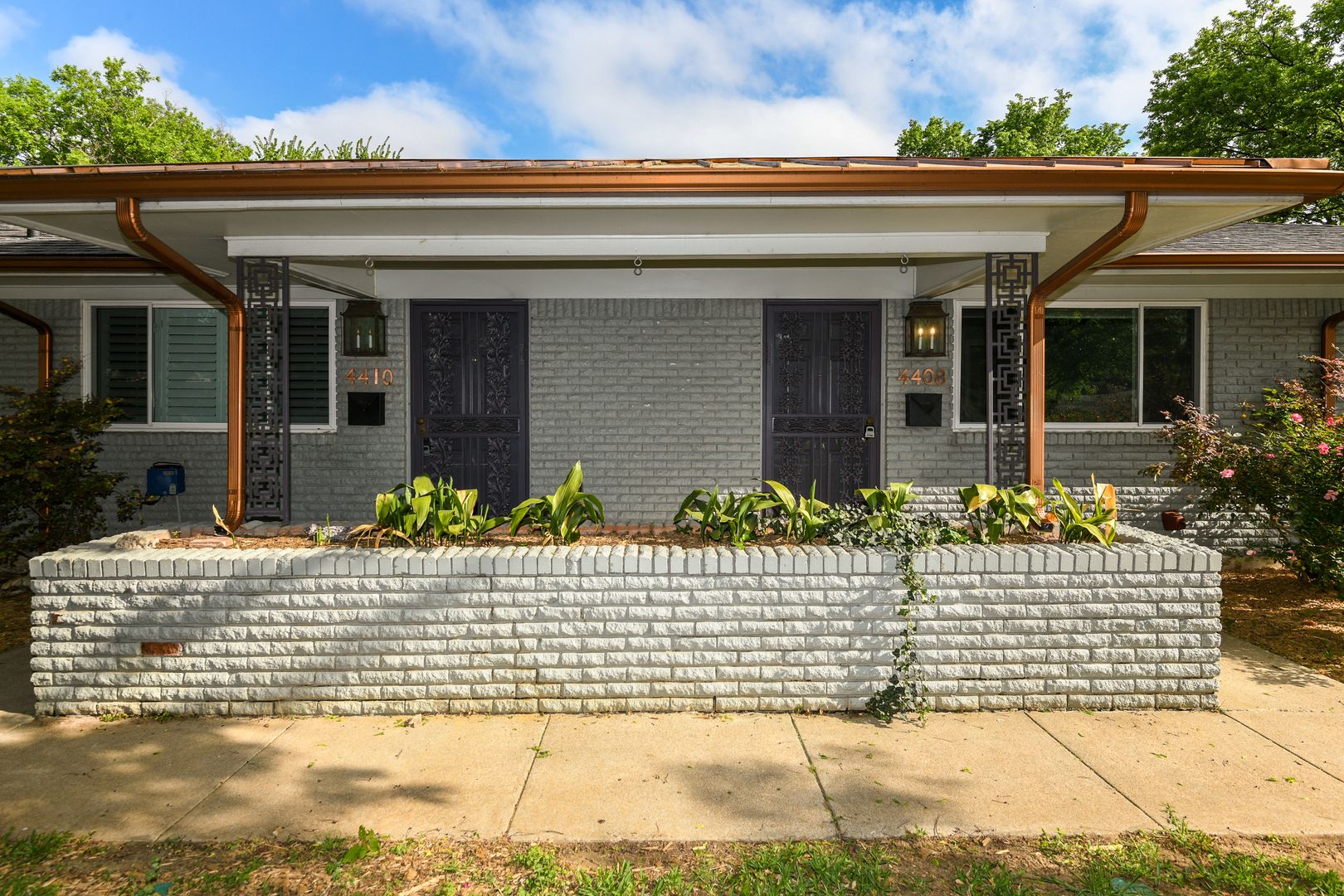 Fort Worth Apartment: 4406 Granbury Rd.